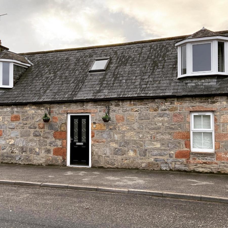 Islas Cottage, A Home In The Heart Of Speyside Dufftown Esterno foto